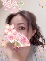 明日、出勤致します★