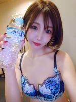 暑いねェ👯みやび