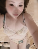 色白グラマーボディから責められる