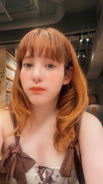 髪自分で巻いてみたよ💕